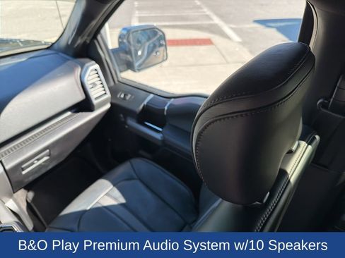 Used 2018 Ford F150 Platinum w/ Equipment Group 701A Luxury image 15