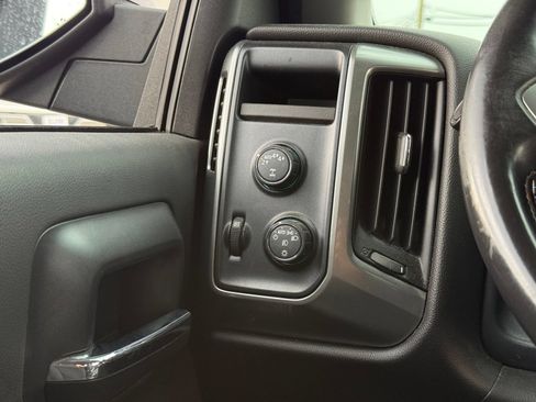 Used 2018 Chevrolet Silverado 1500 LT w/ All Star Edition AWD/4WD image 19