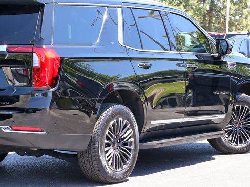 Used 2025 GMC Yukon Elevation w/ LPO, Floor Liner Package AWD/4WD image 20
