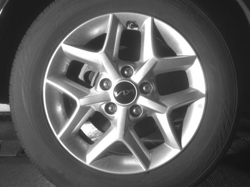 Used 2025 Kia Soul LX w/ LX Technology Package image 15