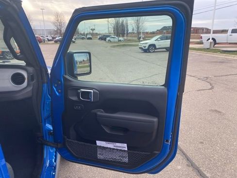 New 2026 Jeep Gladiator Willys AWD/4WD image 29