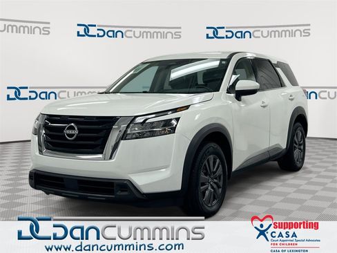 Used 2022 Nissan Pathfinder S w/ Cargo Package image 1