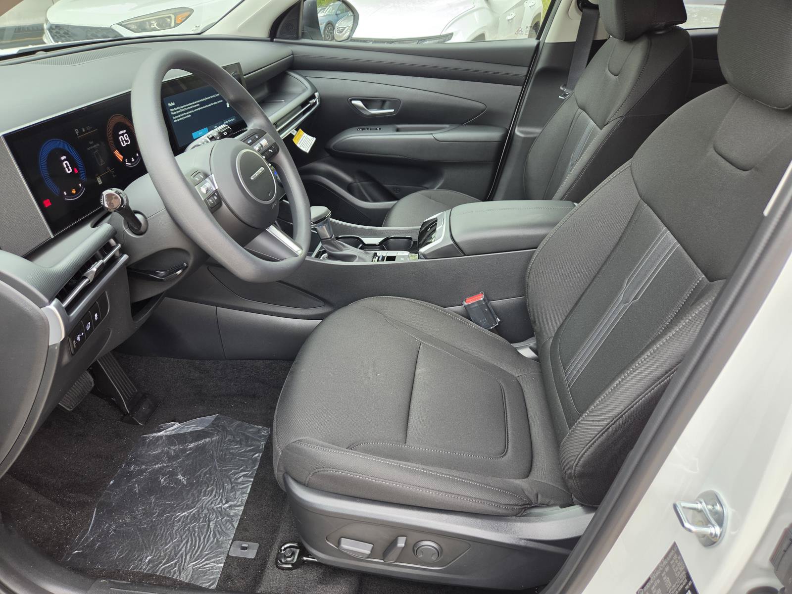 New 2026 Hyundai Tucson SEL FWD image 15