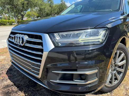 Used 2019 Audi Q7 3.0T Prestige AWD/4WD image 25