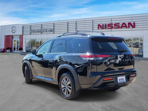 New 2026 Nissan Pathfinder SV FWD image 7