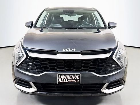 Used 2024 Kia Sportage EX FWD image 2