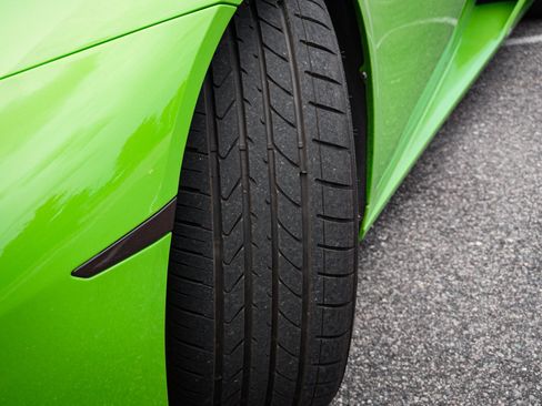 Used 2015 Lamborghini Huracan LP 610-4 AWD/4WD image 15