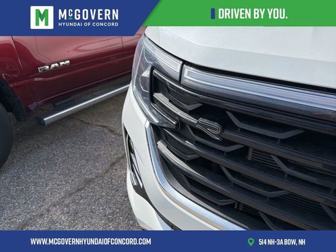 Used 2025 Volkswagen Atlas SEL Premium R-Line image 7