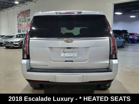Used 2018 Cadillac Escalade Luxury RWD image 10