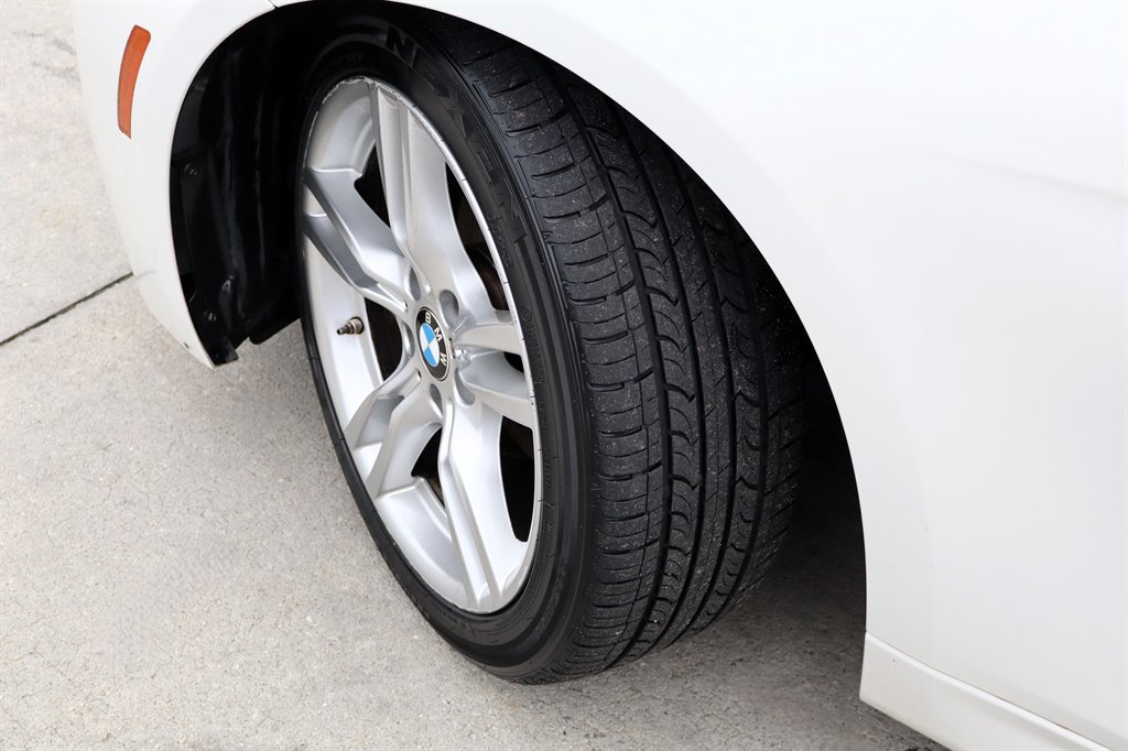 Used 2014 BMW 328i Sedan RWD image 10