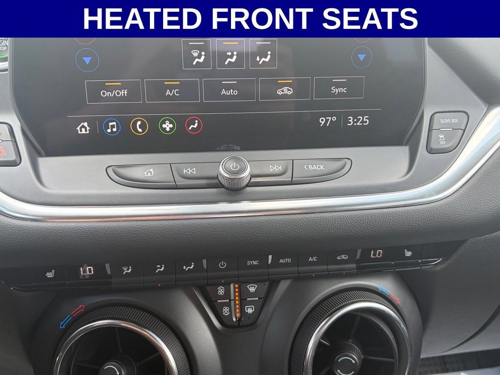Used 2024 Chevrolet Blazer LT w/ Convenience Package FWD image 4