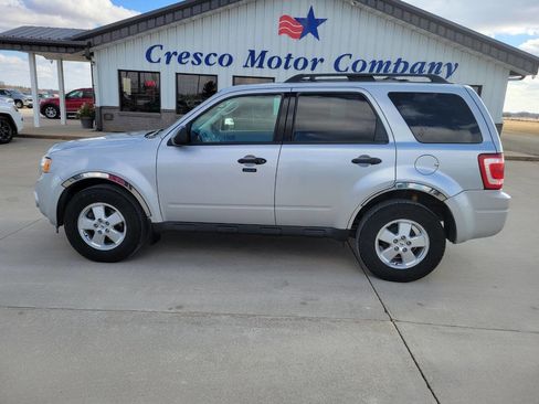 Used 2012 Ford Escape XLT image 2