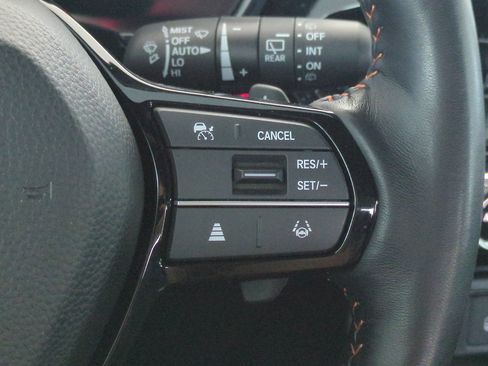 Used 2025 Honda CR-V Sport Touring image 37