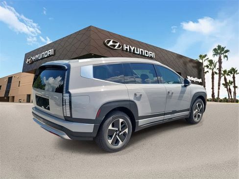 New 2026 Hyundai Ioniq 9 SE image 3