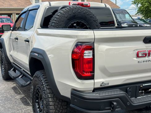 Used 2026 GMC Canyon AT4X w/ AT4X AEV Edition AWD/4WD image 13