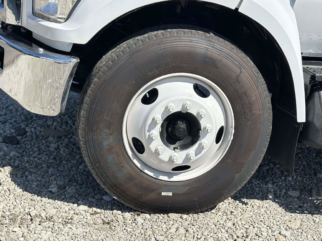 Used 2021 Ford F650 2WD Regular Cab Super Duty image 8