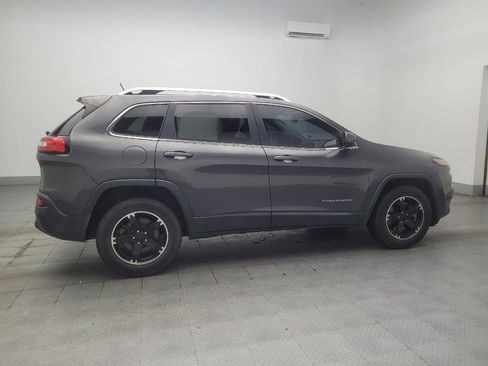 Used 2015 Jeep Cherokee Latitude AWD/4WD image 10