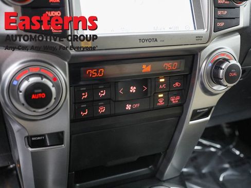 Used 2010 Toyota 4Runner Limited image 19