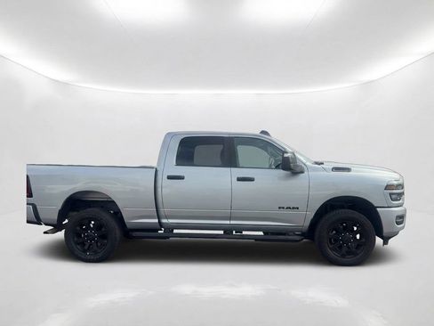Used 2026 RAM 2500 Big Horn AWD/4WD image 4