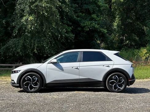 Certified 2023 Hyundai Ioniq 5 SE AWD/4WD image 6