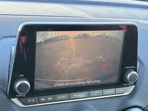 Used 2020 Nissan Sentra SR image 7