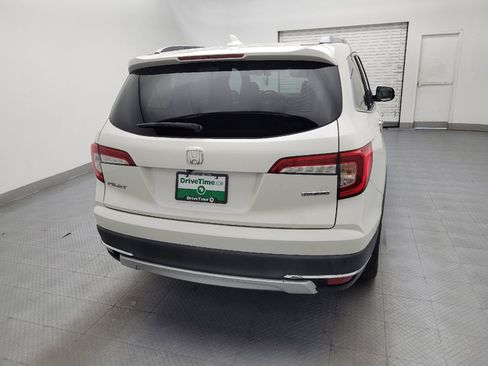 Used 2019 Honda Pilot Touring image 7