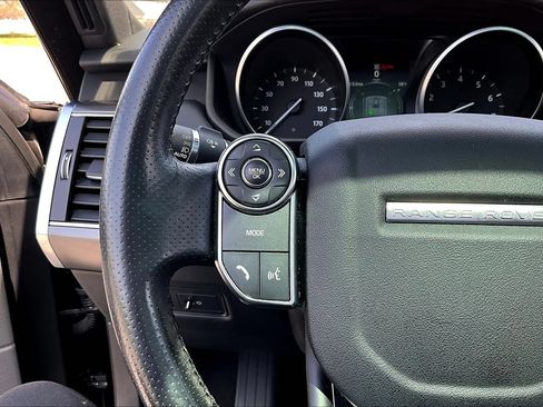 Used 2017 Land Rover Range Rover Sport SE AWD/4WD image 13