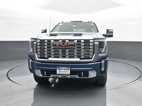 New 2025 GMC Sierra 2500 Denali w/ Denali Reserve Package image 3