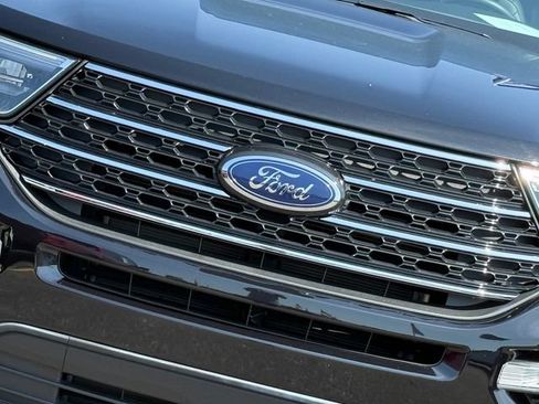 Certified 2023 Ford Explorer XLT w/ Equipment Group 202A AWD/4WD image 25