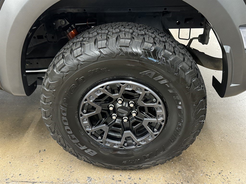 Used 2023 Ford F150 Raptor w/ Raptor 37 Performance Package AWD/4WD image 10