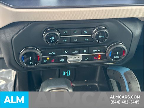 Used 2022 Ford Bronco Wildtrak image 35