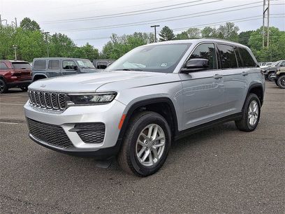 New 2025 Jeep Grand Cherokee Laredo X w/ Luxury Tech Group I
