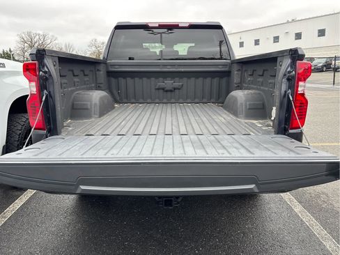 Certified 2022 Chevrolet Silverado 1500 Custom w/ LPO, Dark Essentials Package image 24