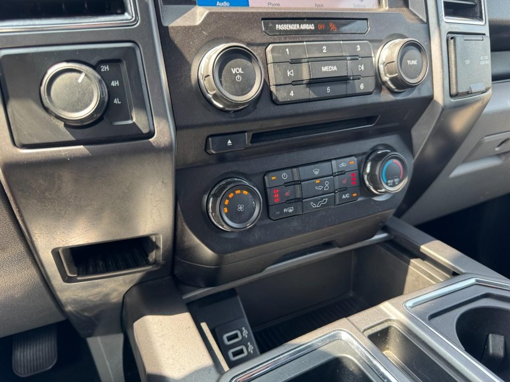 Used 2018 Ford F150 XLT w/ Equipment Group 302A Luxury AWD/4WD image 16