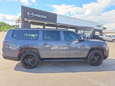 Used 2025 Jeep Wagoneer L Series II w/ Convenience Group I AWD/4WD image 6