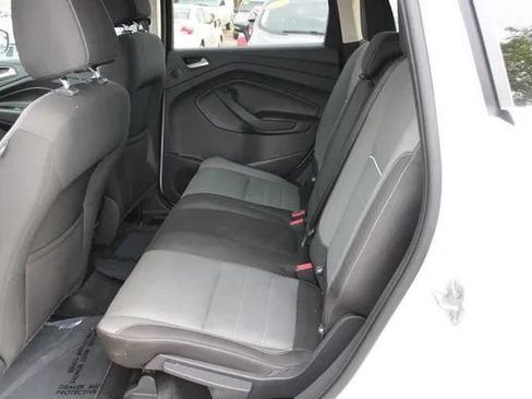 Used 2014 Ford Escape SE w/ Equipment Group 201A AWD/4WD image 1