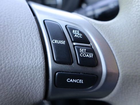 Used 2013 Subaru Forester 2.5X Premium w/ Popular Pkg 2 AWD/4WD image 31