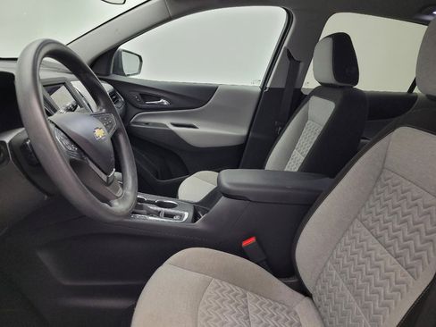 Used 2023 Chevrolet Equinox LS w/ LS Convenience Package FWD image 17