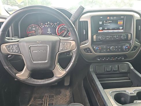 Used 2015 GMC Sierra 1500 Denali w/ Driver Alert Package AWD/4WD image 8