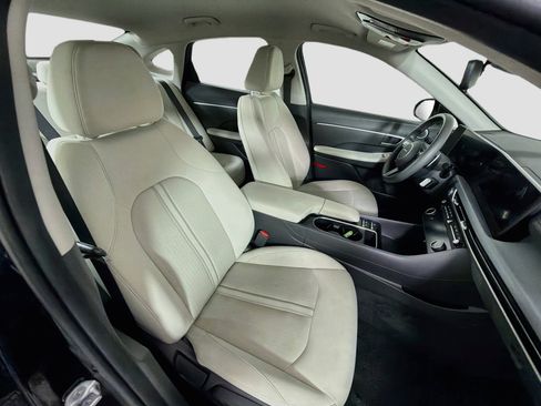 Used 2025 Hyundai Sonata SEL FWD image 30