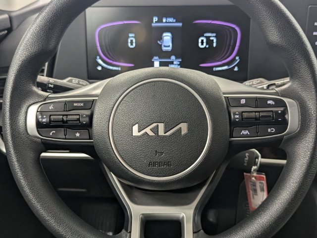 Used 2023 Kia Sportage LX FWD image 17