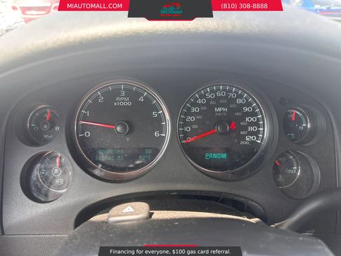 Used 2011 Chevrolet Suburban LTZ AWD/4WD image 12