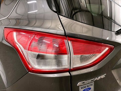 Used 2013 Ford Escape SE image 29