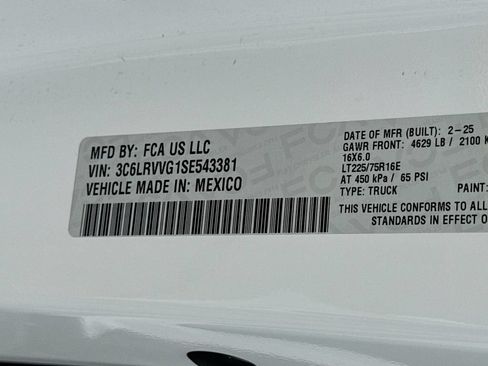 Used 2025 RAM ProMaster 2500 w/ U-Haul Equipment Group FWD image 39