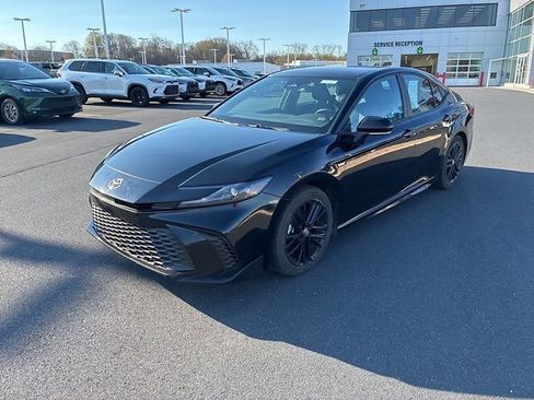 Certified 2025 Toyota Camry SE image 15