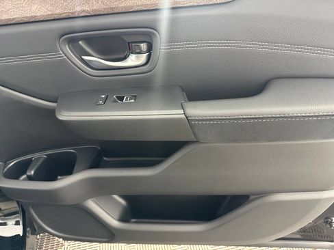 Used 2026 Honda Pilot Elite image 21