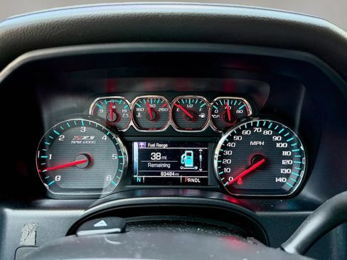 Used 2017 Chevrolet Silverado 1500 LTZ Z71 w/ LTZ Plus Package AWD/4WD image 18