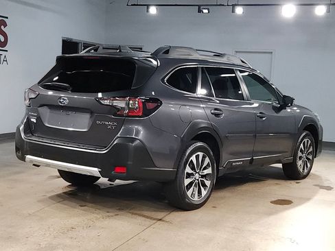 Used 2023 Subaru Outback Limited XT AWD/4WD image 7