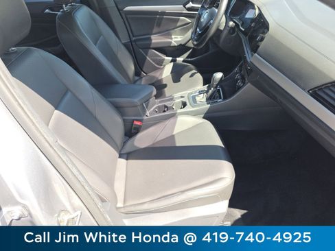 Used 2021 Volkswagen Jetta SEL FWD image 22