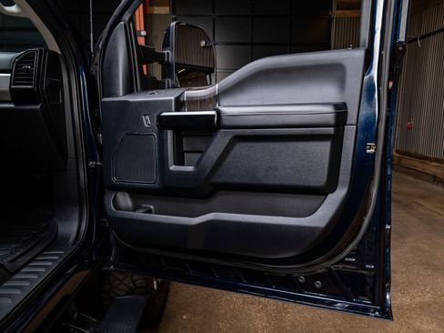 Used 2021 Ford F250 Lariat w/ Lariat Ultimate Package image 36